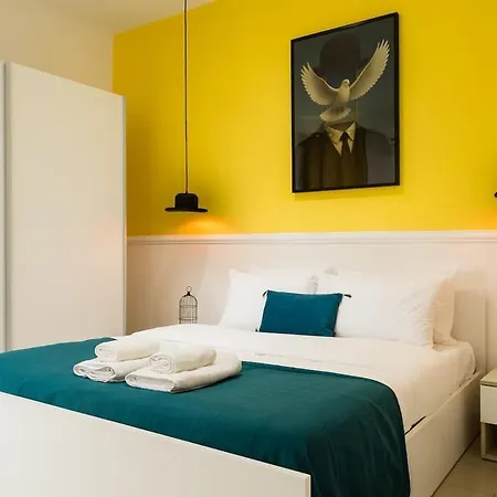 The Canary Loft - In Heart Of St Julians Apartman