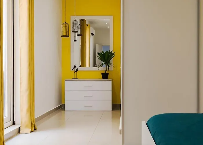 Apartman The Canary Loft - In Heart Of St Julians