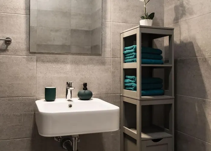 The Canary Loft - In Heart Of St Julians Apartman San Ġiljan