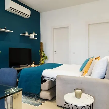 Apartment The Canary Loft - In Heart Of St Julians San Ġiljan
